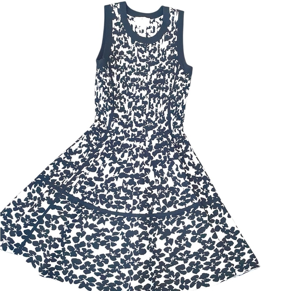 Kate Spade Fit and Flare Knit Dress. Size Small. Excellent Used Condition